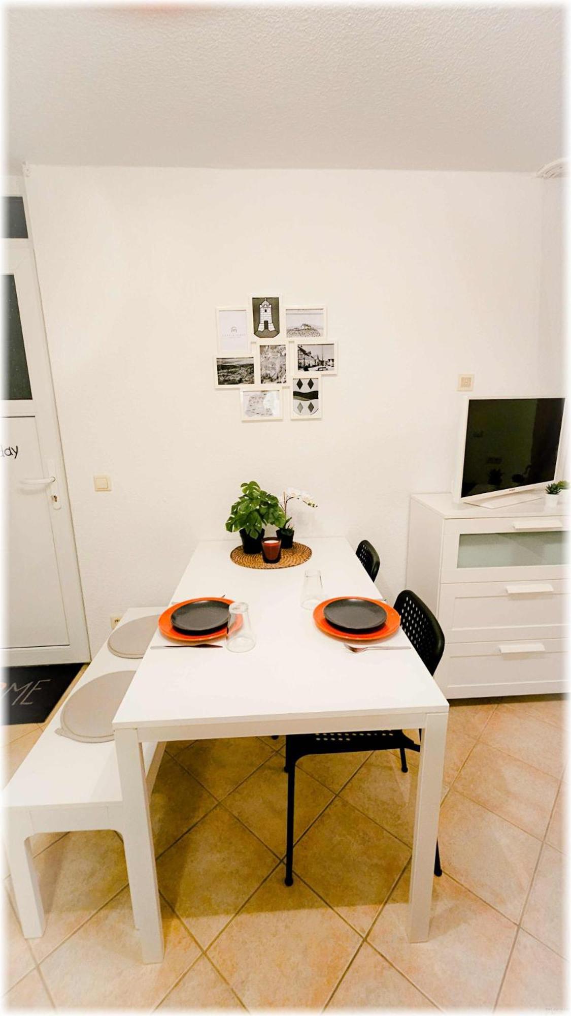 Appartement & Sleep Moensheim / Enzkreis *
